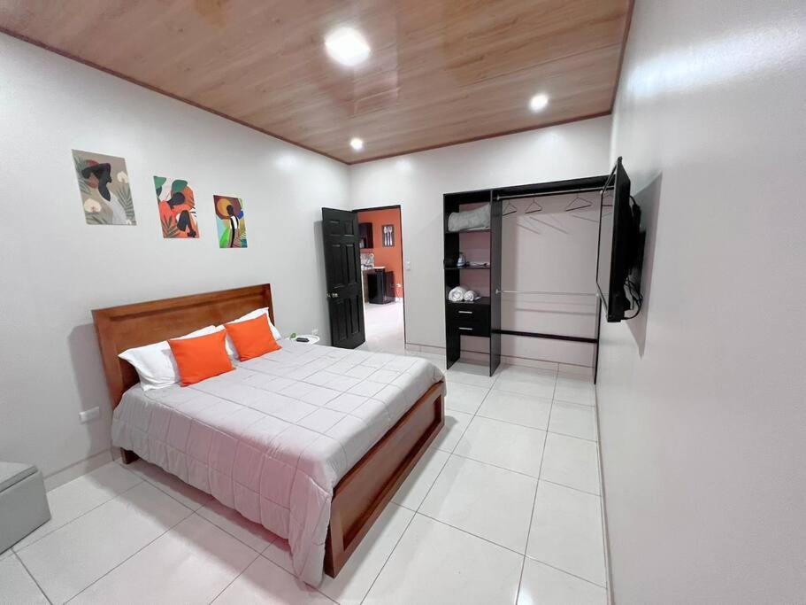 Orange Apartment 5 min aeropuerto Juan santamaria Alajuela Exterior foto