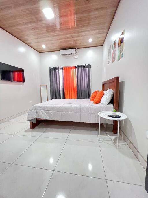 Orange Apartment 5 min aeropuerto Juan santamaria Alajuela Exterior foto